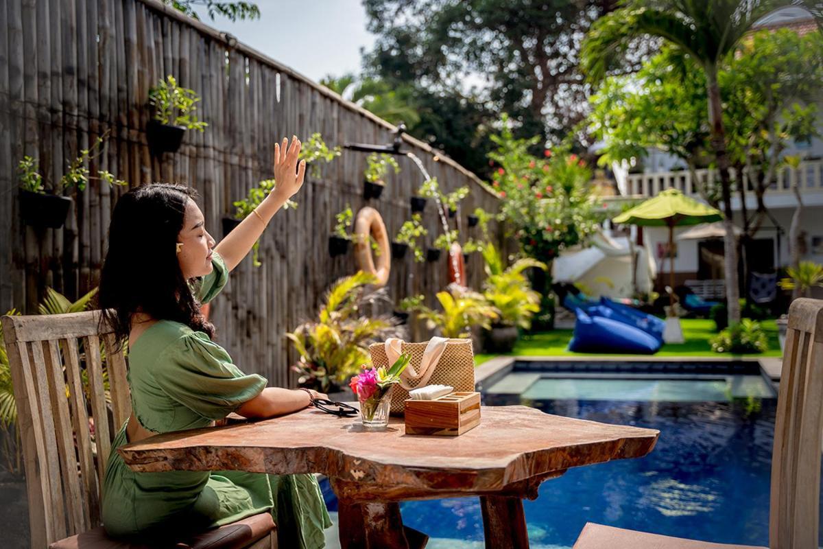 Hotel Oasis Lembongan Exterior foto