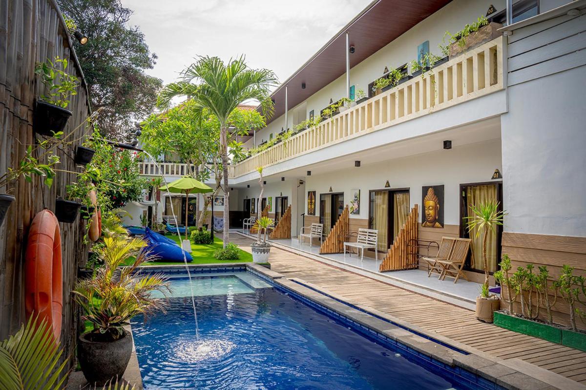 Hotel Oasis Lembongan Exterior foto